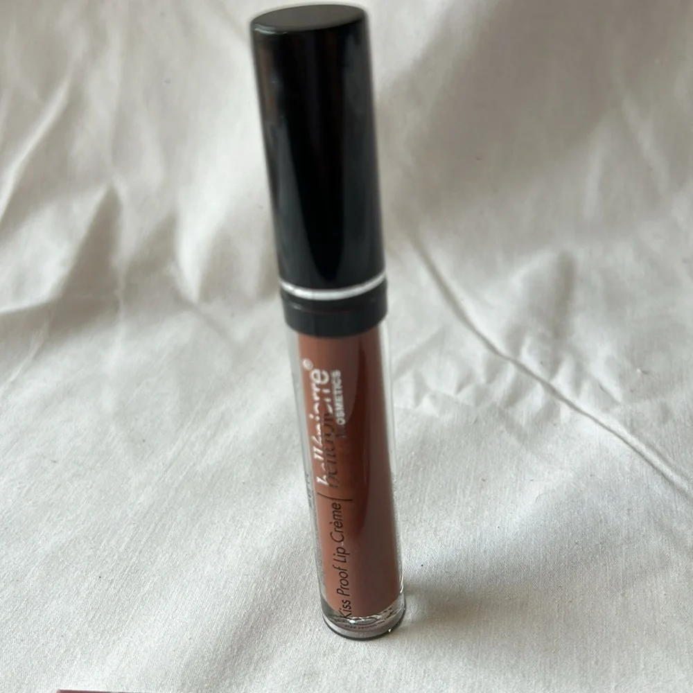 bellapierre Kiss Proof Lip Creme-Brown Shell   NIB